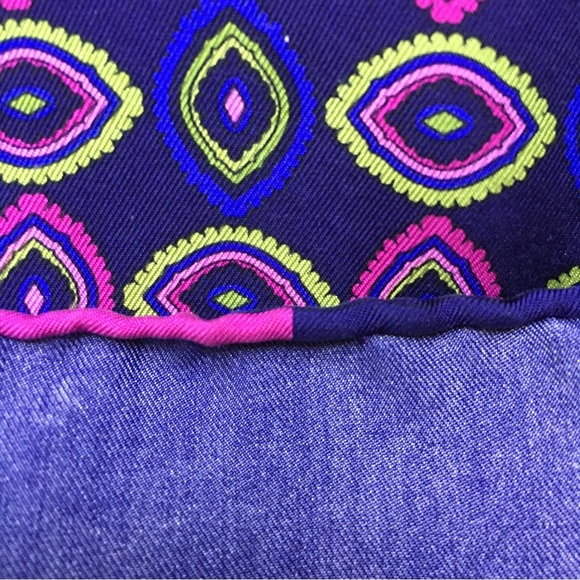 Vintage silk hand rolled pocket square purple green pink geometric pattern - Picture 5 of 10